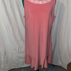 White House Black Market sleeveless dress. Size XL NWT. Beautiful rose color